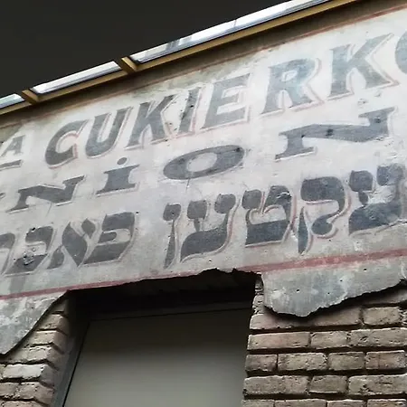 Like - 2 With Balcony *